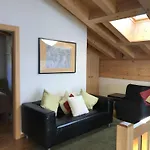 Authentic With Mountain View Apartamento *
