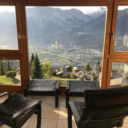 公寓 Authentic With Mountain View *