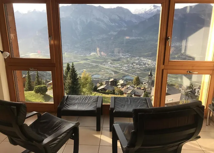 아파트 Authentic With Mountain View *