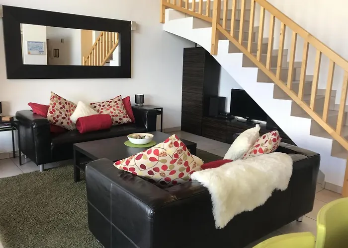 Authentic With Mountain View * 베이소나츠