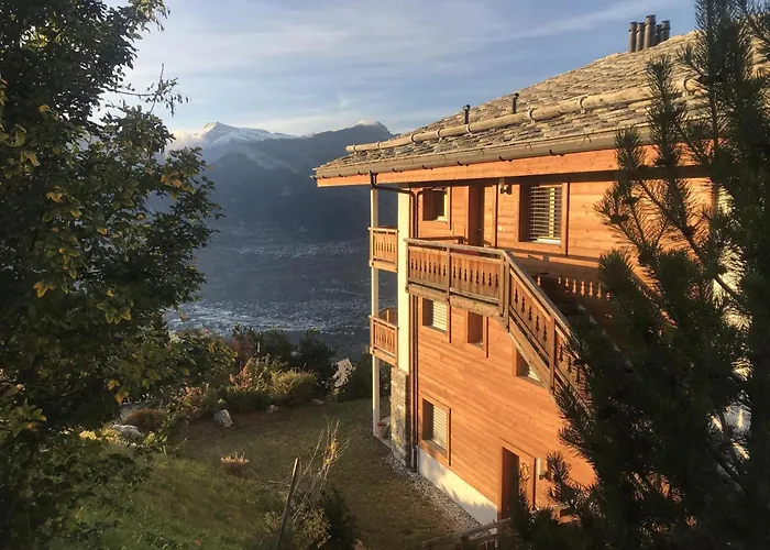 아파트 Authentic With Mountain View *